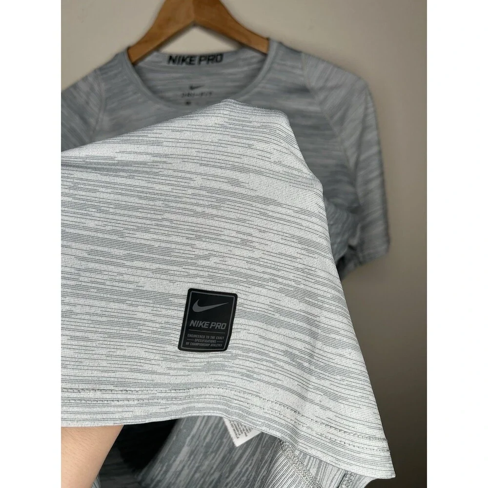Nike Pro Dri-Fit Mens Size Medium Short Sleeve Training Shirt Heather Gray